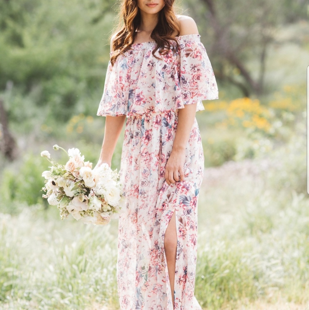 Show Me Your Mumu hacienda